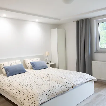 Korosec Apartment *